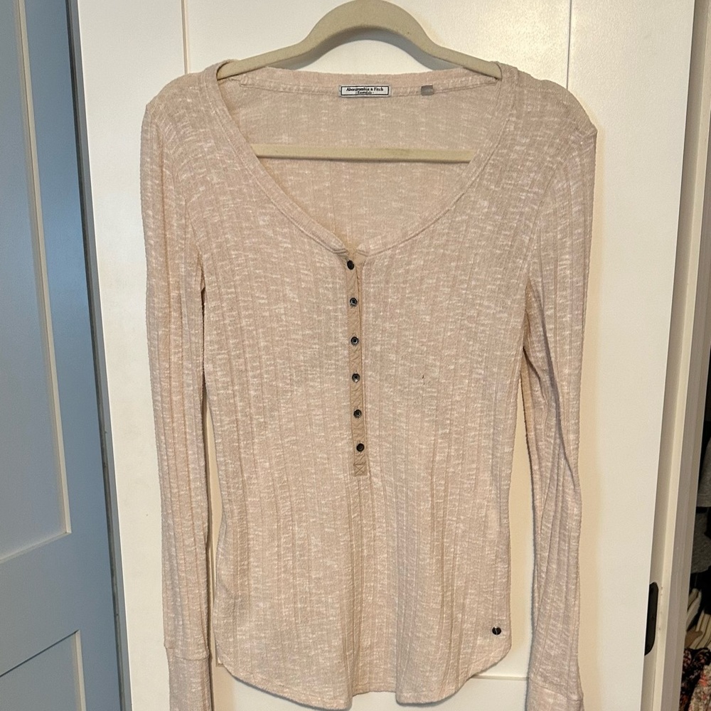 Abercrombie & Fitch Light Beige Button-Front Blouse